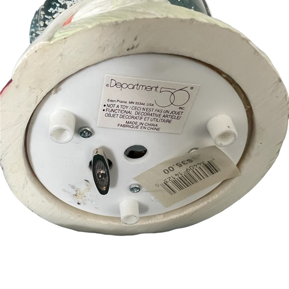 2000 Neiman Marcus Department 56 Santa & Lady in Fur - Plays Winter Wonderland - Picture 6 of 6